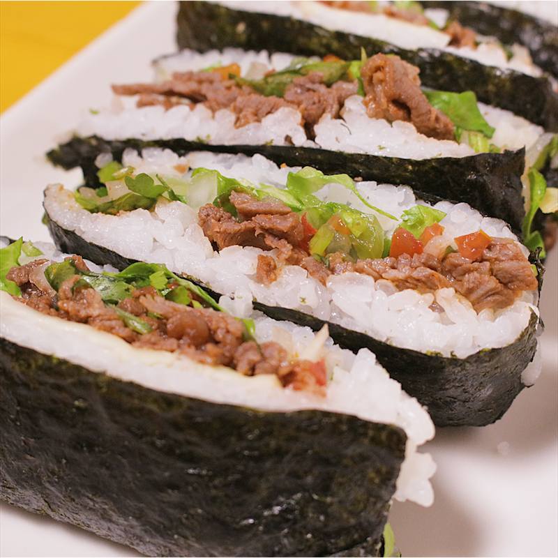 意外すぎる！海苔の代わりにアレを使った「おにぎり」にハマる人続出クックパッドニュース