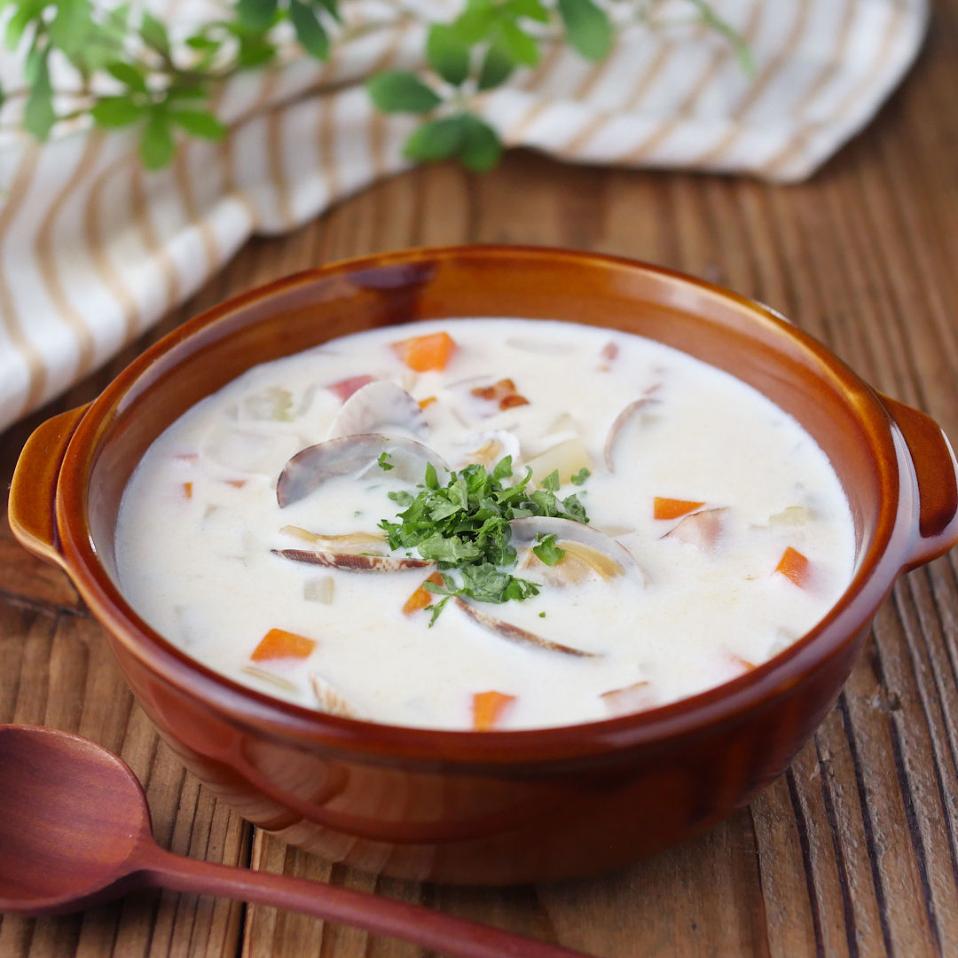 パンと味わう♪きのこのクリームチャウダ