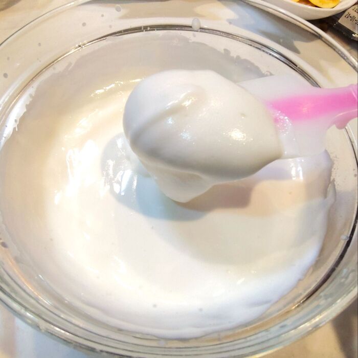 牛乳で作るホイップクリーム共立食品株式会社