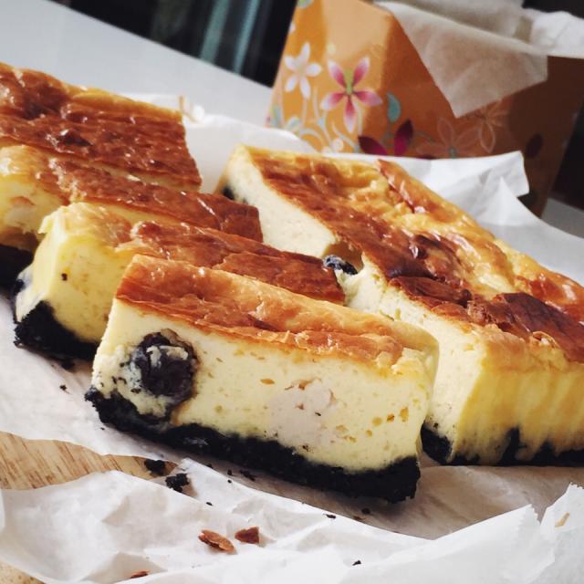 饗 43美味しい酒粕が手に入ったらぜひ焼いてみて！冷凍もできて、どんどんおいしくなるチーズケーキ - YouTube