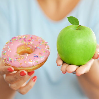 ローソン・セブン 低糖質ドーナツ 糖質６０％オフのメープルドーナツ！低糖質チュロッキーも！！ - 糖質制限で楽しくそして美しく