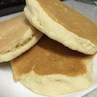 ホットケーキにおすすめのトッピング16選。甘いだけじゃないアレンジレシピもご紹介