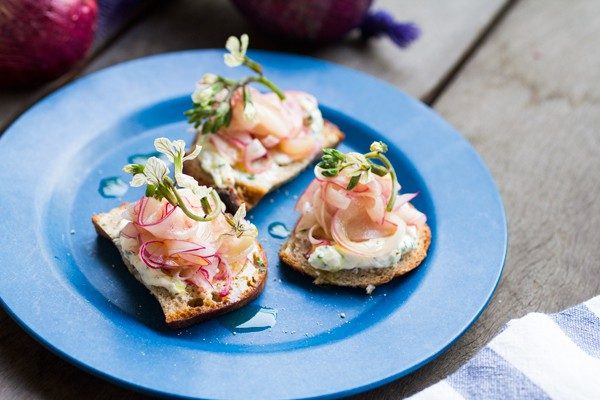 パーティー料理 １時間半でできる夏のおもてなし料理 簡単レシピ 持ち寄りレシピ ホームパーティー オーブン焼 カルパッチョ マリネ サラダ おつまみ ワイン 夏野菜 エシレ パーティー料理