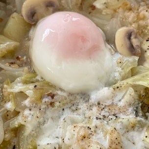 電子レンジとマグカップでできる温泉卵