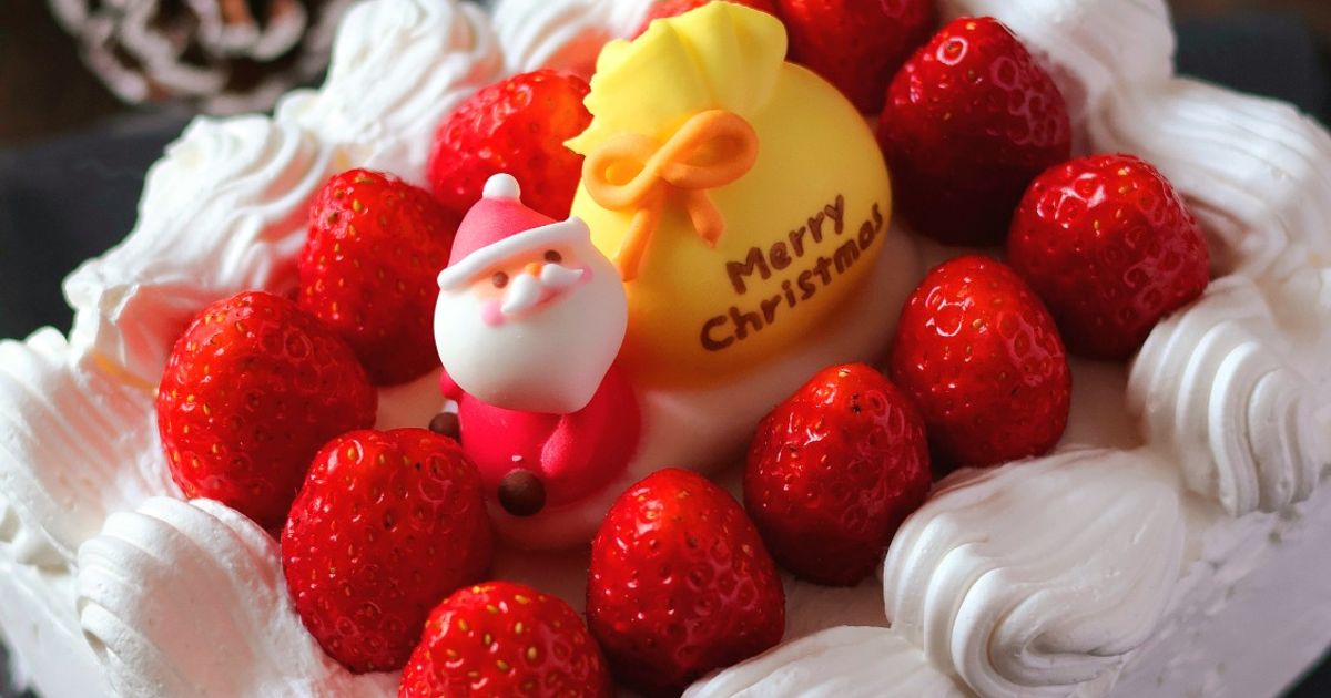 vol.34＞市販のケーキをあまり食べたがらない息子に作った2歳と3歳の誕生日ケーキ ひびくら編集部