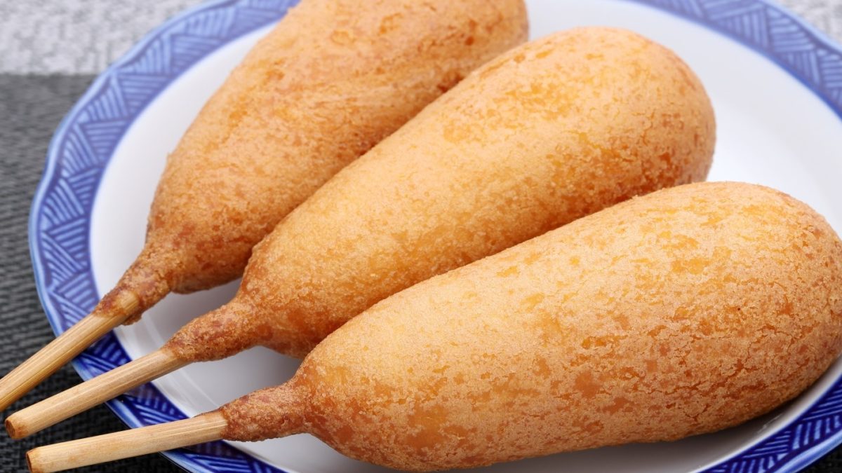 5分で完成 フライパンで作れる揚げないアメリカンドッグが美味しい プロの味を家庭で再現