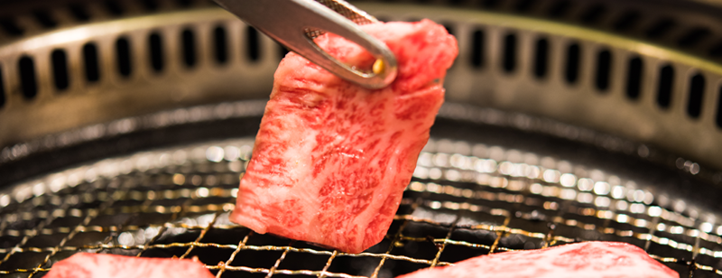 年末のロピアさん♥♥ お肉自慢のロピアさんには美味しそうなお肉がたくさん！ でも、伊勢海老にふぐ、あんこう、海産物も美味しそう😆目移りして決められない😂 豪華な食材で良いお年を！ミナーラミナーラ奈良奈良金魚ミュージアムロピアロピアミナーラ店