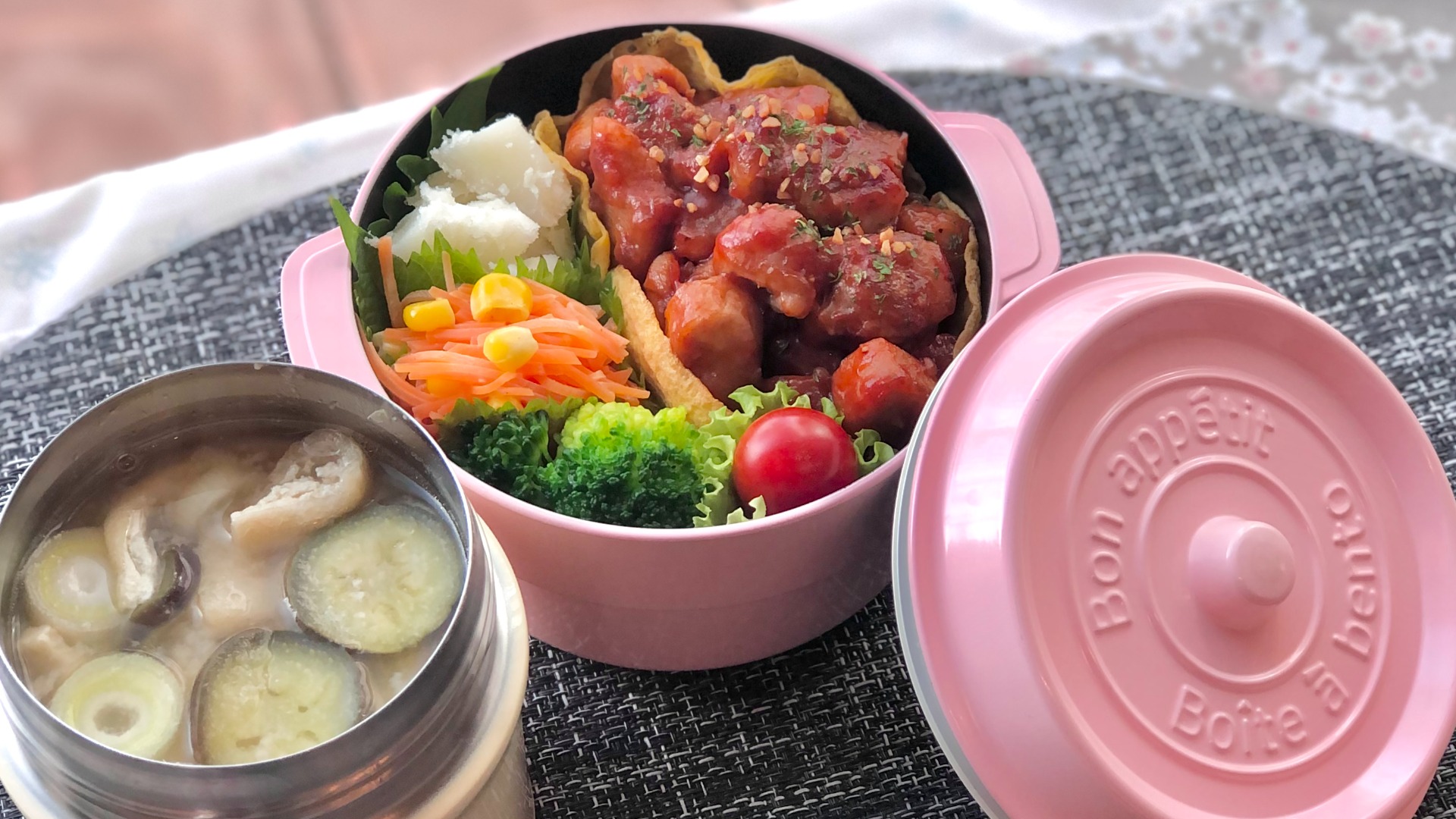 豚ロース厚切りレシピ人気1位 クックパッドつくれぽで殿堂入り10選！人気の煮込み・簡単さっぱり・子供のお弁当で活用