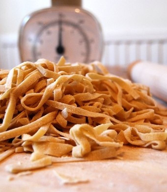 コンパクトキッチンマシンで生パスタから作る あさりと菜花の和風パスタボッシュ家電サイトClub Bs