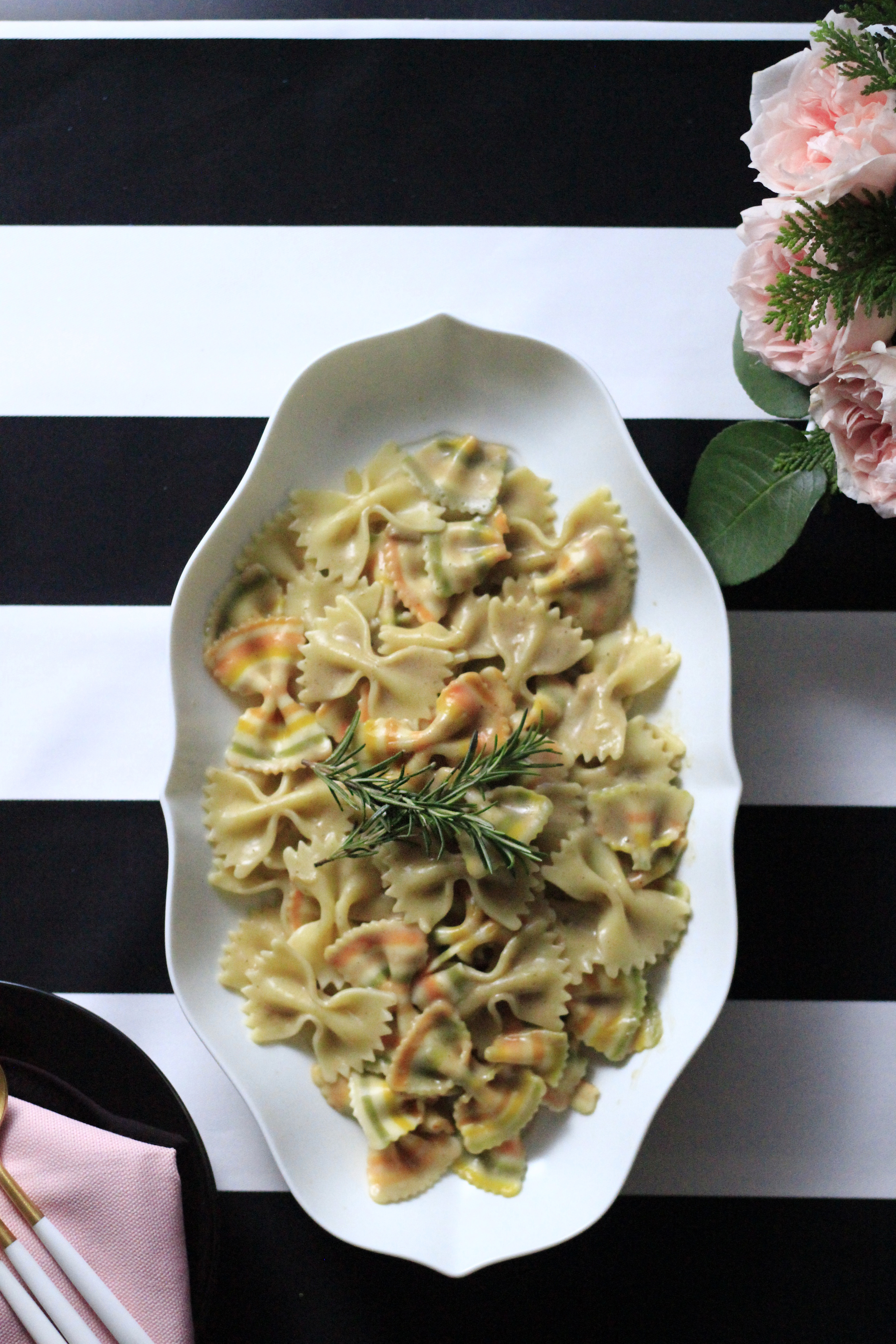 ほだか村ドレッシングで作るリボンのマカロニサラダ