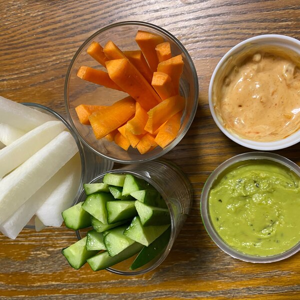 野菜スティック のディップソース12選と、基本の切り方のポイントクラシル