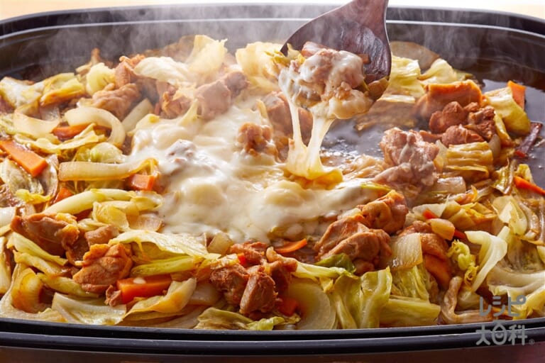 鶏ももソテーのコチュジャンソースがけ