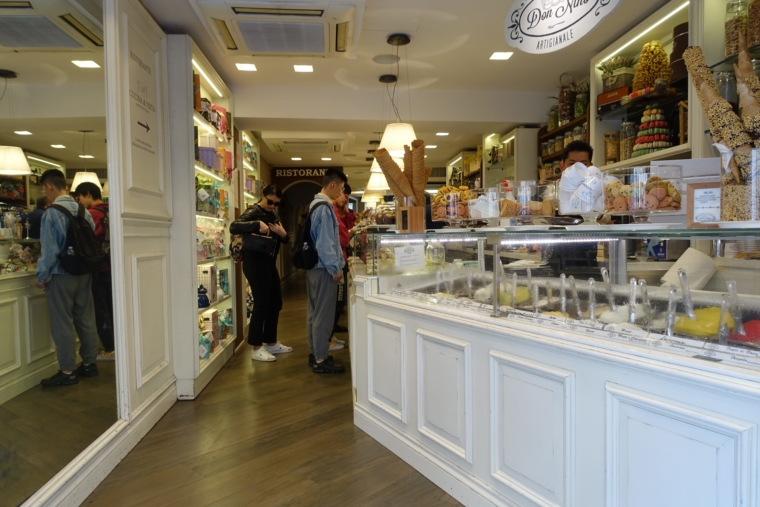 スペイン広場 -イタリア の詳細情報ことりっぷ