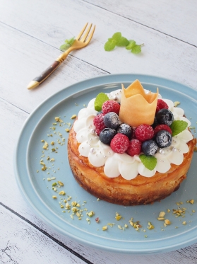 ニューヨークチーズケーキ フルーツ飾り ５号 - CloverClover