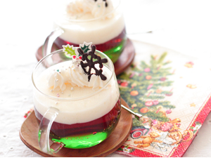 誕生日に レンジで！宝石箱ゼリーケーキ＊いちごが無い季節のケーキ