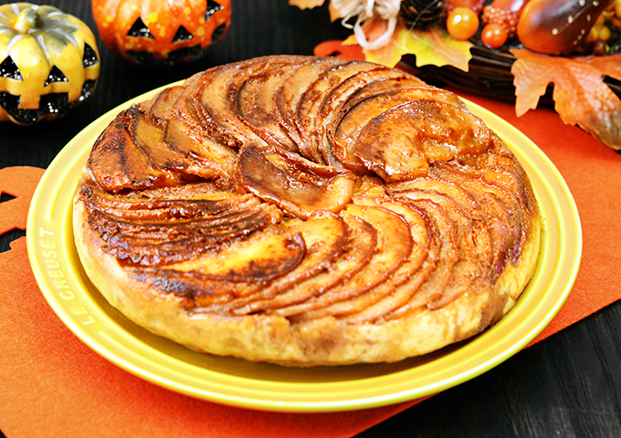 カスタードクリームキャラメルアップルパイCUSTARD CREAM CARAMEL APPLE PIE焼きたてカスタードアップルパイ専門店RINGO