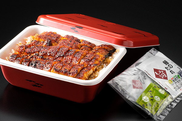 オーダーメイドでうなぎ用のテイクアウト容器を製造させていただきました！ - 折箱の通販なら折箱堂業務用テイクアウト容器専門店