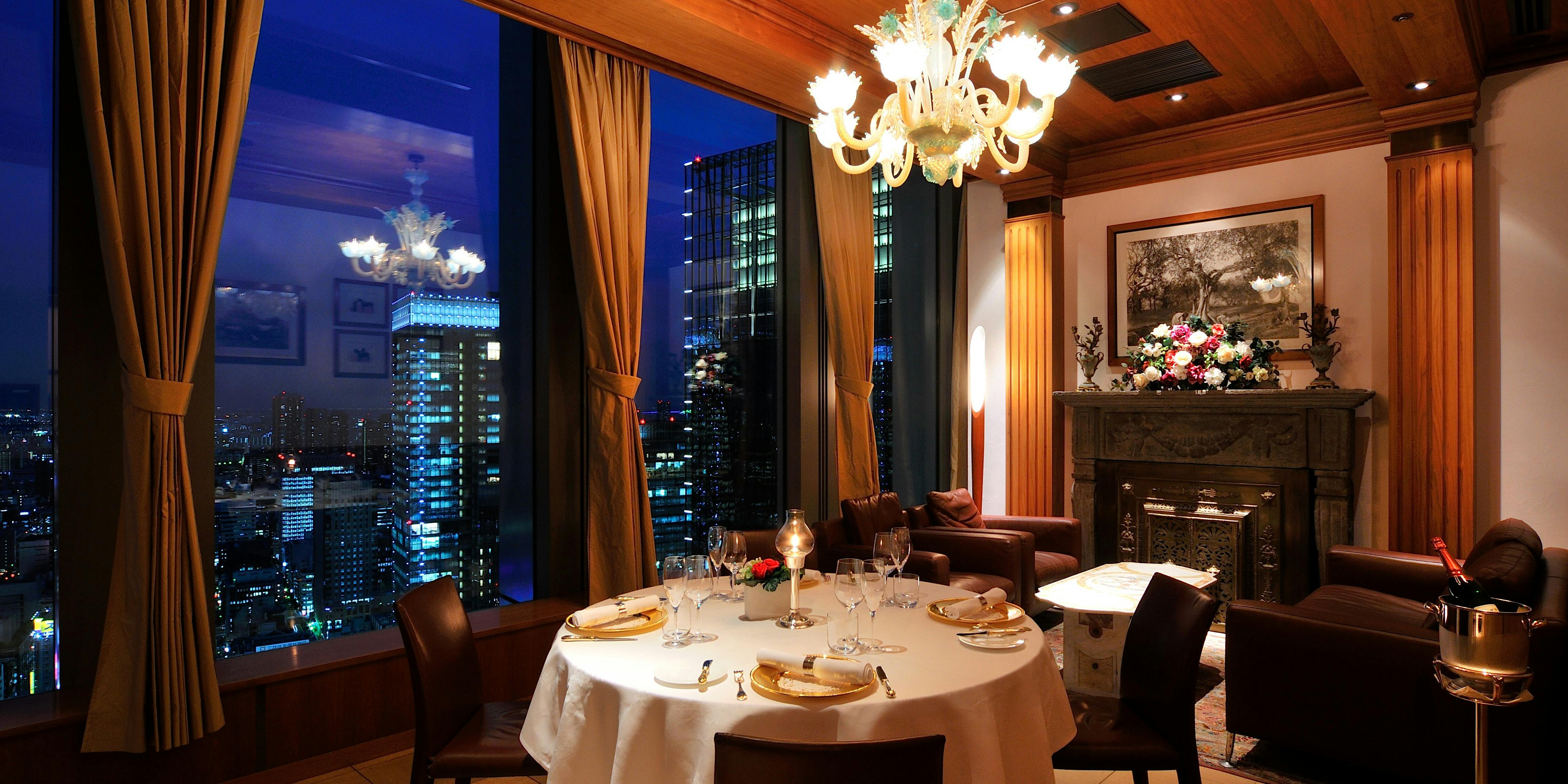 埼玉県草加市のイタリア料理レストラン・ウェディングパーティーならポラスグループの「リストランテ・ステッラポラーレ＆チャペルフランチェスカ・ロマーナ」