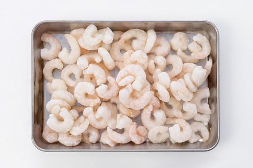 むき海老 白バックの写真素材 - PIXTA