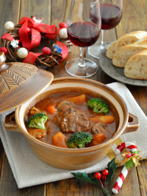 Peposo alla Fornacina トスカーナの伝統料理 牛すね肉の赤ワイン煮込み ペポーゾ - Osteria Abebeeno