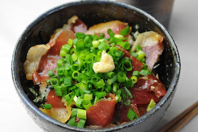 たった4分！信じられないほど簡単で旨すぎるズボラ丼『悶絶ハム丼』の作り方 - だれウマ