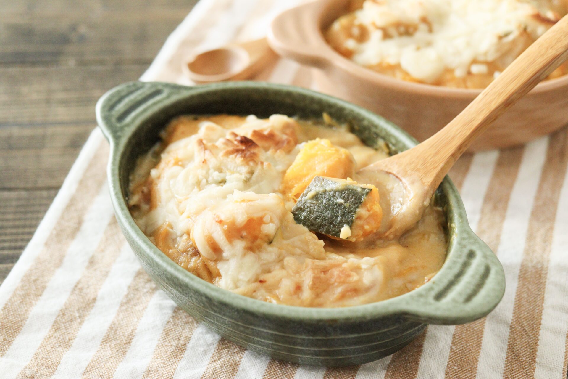 簡単ホワイトソースでかぼちゃ丸ごとグラタン～グルテンフリー～