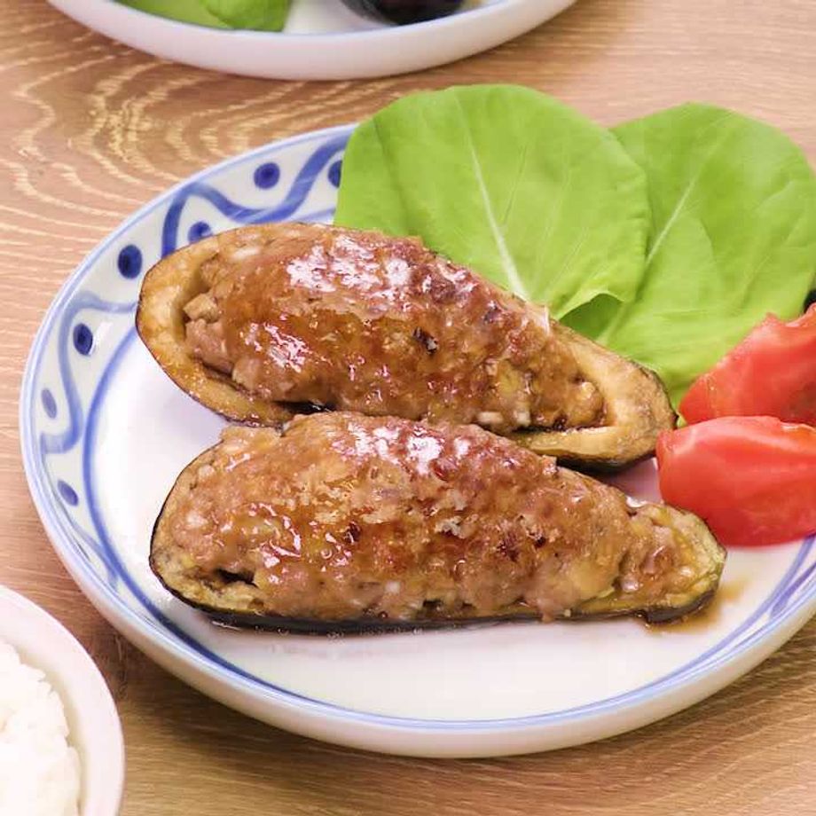 中華鍋でおいしくつくる“なすの挽き肉挟み揚げ”