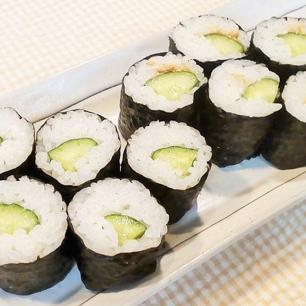 かっぱ巻きをアレンジ！さっぱり梅しそ海苔巻き
