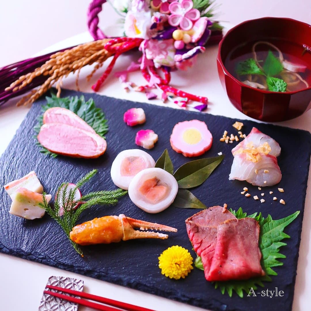 おせちをお洒落に！ワンプレート・お重の盛り付け実例&ポイントを紹介RoomClip mag暮らしとインテリアのwebマガジン