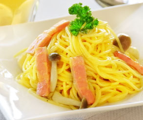 カルボナーラは生クリームなしで作るのが本場流！卵の火入れも解説！ – Pasta Sauce Kitchen