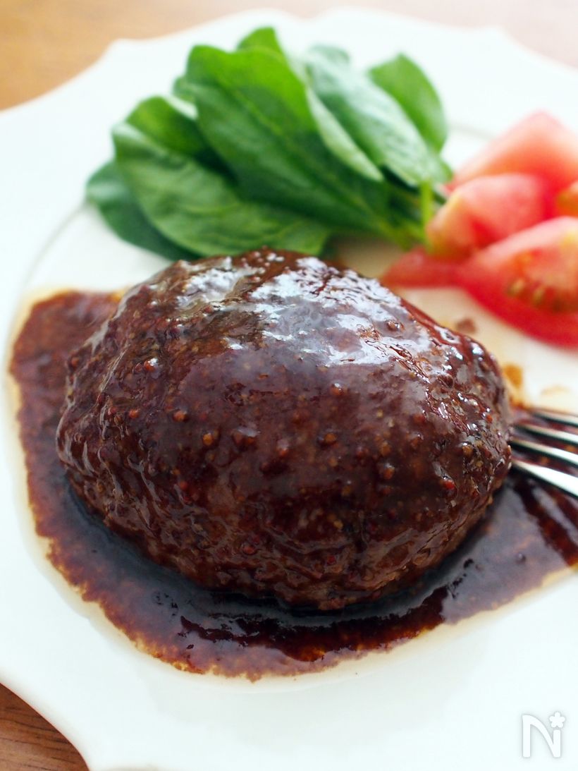 簡単！ジューシー ！煮込みハンバーグクラシル