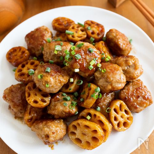 れんこんと肉団子の甘酢あんSweet and sour sauce renkon and meatball