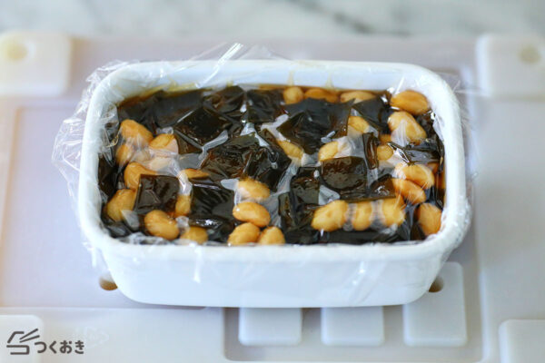 大豆の水煮とピーマンの塩こんぶ炒め