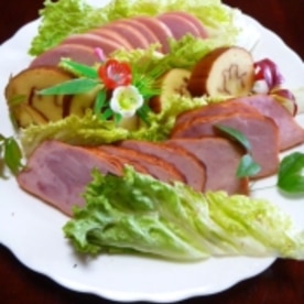 明宝ハムとおせちの煮物でかんたんお雑煮明宝ハム