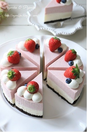 Ｇ線コンフェクト レアチーズケーキ ５号 要冷凍 神戸 スイーツ 洋菓子 無添加 クリームチーズ 美味しい 高級 おしゃれ ギフト プレゼント賞味期限 濃厚 ケーキ 贈答品 人気 通販