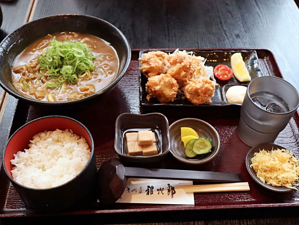 TOM'Sグルメ🍽眞次郎☆ おでん🍢と焼き鳥☆😋👍福岡県飯塚市新飯塚-14-2エリア〜JR「新飯塚駅」徒歩約5分！新飯塚駅通り沿いに位置します。Instagram