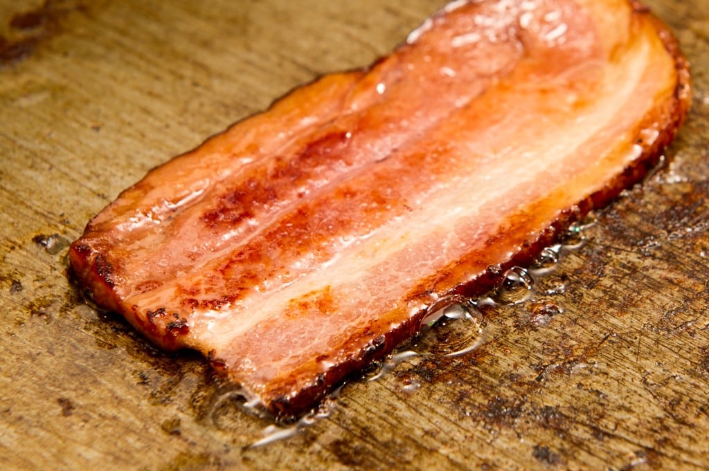 ジブリ飯を楽しむモッパン動画