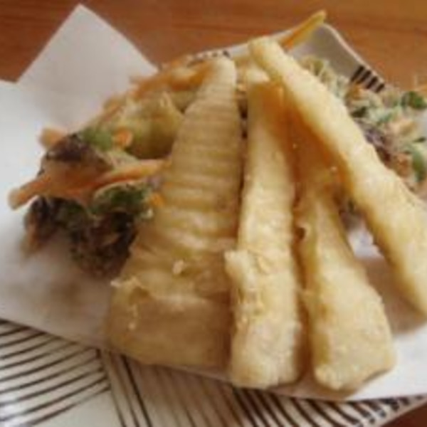 ガッツリ食べたい方におすすめ！ 牛スタミナ丼 サクサク食感がたまらない！ ミックスフライ エビ・カニ・カキどちらも今だけの新登場😋ぜひお試しください！フロンティア新メニュー牛スタミナ丼ミックスフライグルメ好きと繋がりたい