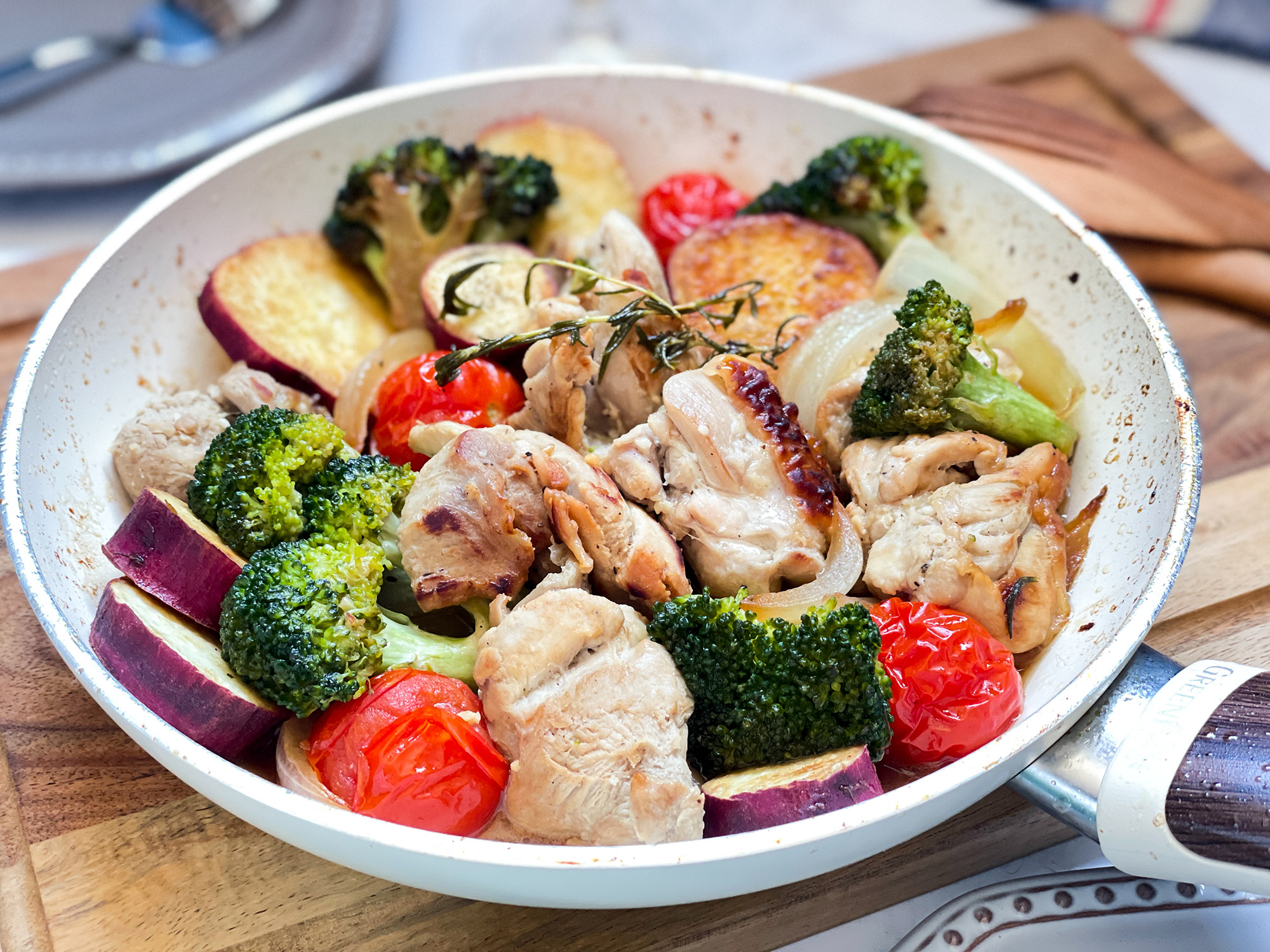 レシピ フライパンで簡単♬ブロッコリーのベーコンチーズ焼き♬ - しにゃごはん blog