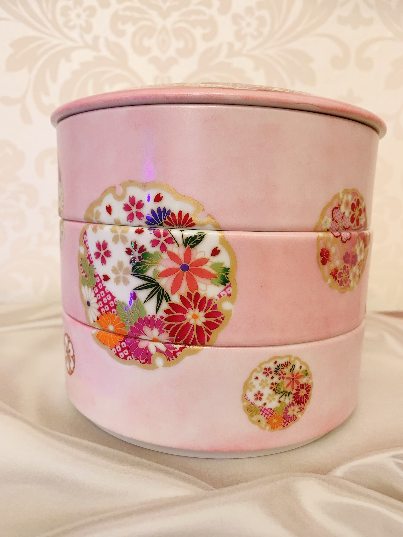 白磁器の3段重を作ってみよう！- M-LaRicオリジナルカリキュラム本庄市 ポーセラーツとはちょっと違うポーセリンアート教室 M-LaRic