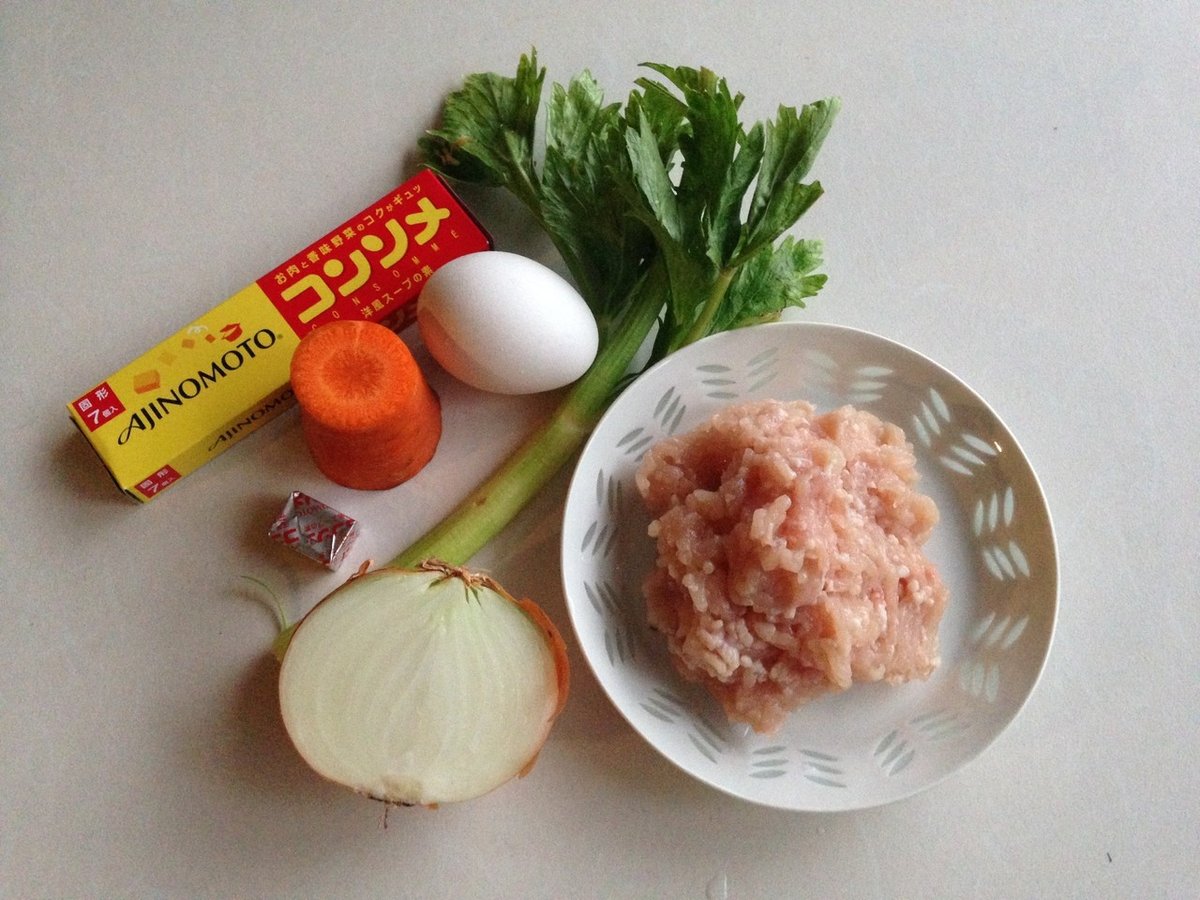 コンソメキューブは小さじ・大さじで何杯分？固形を顆粒換算すると？コジカジ