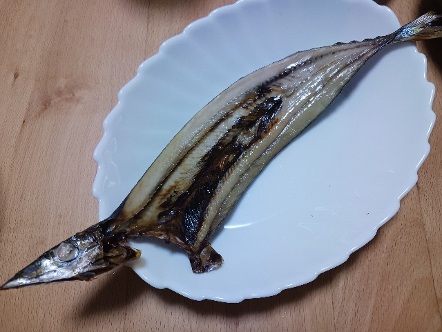 炭火で魚を上手に焼くには 身から焼く？それとも皮から焼く？料理・レシピBE-PAL キャンプ、アウトドア、自然派生活の情報源ビーパル