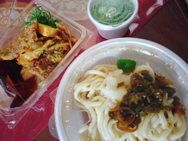 丸亀製麺初、お持ち帰りの新体験 “シェイクするうどん”誕生！次世代女優 原菜乃華さん出演 総勢約130名が踊る“ダンス”CM公開 「丸亀シェイクうどん」株式会社丸亀製麺のプレスリリース