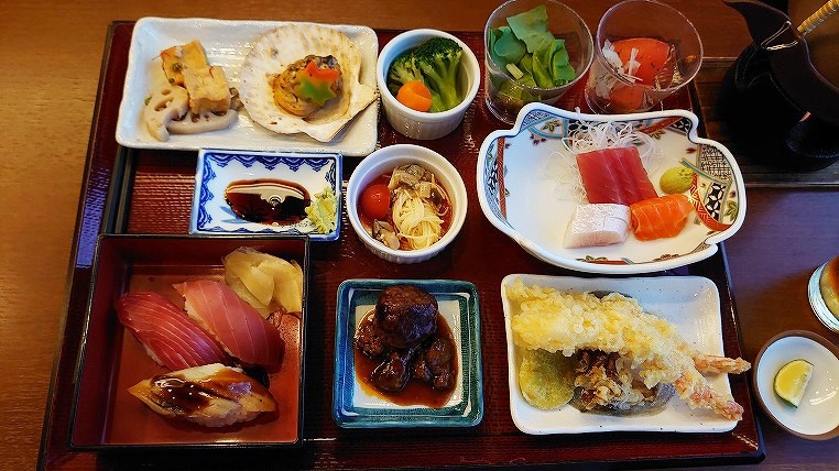 会津・東山温泉「御宿東鳳」@onyado_toho• Instagram photos and videos