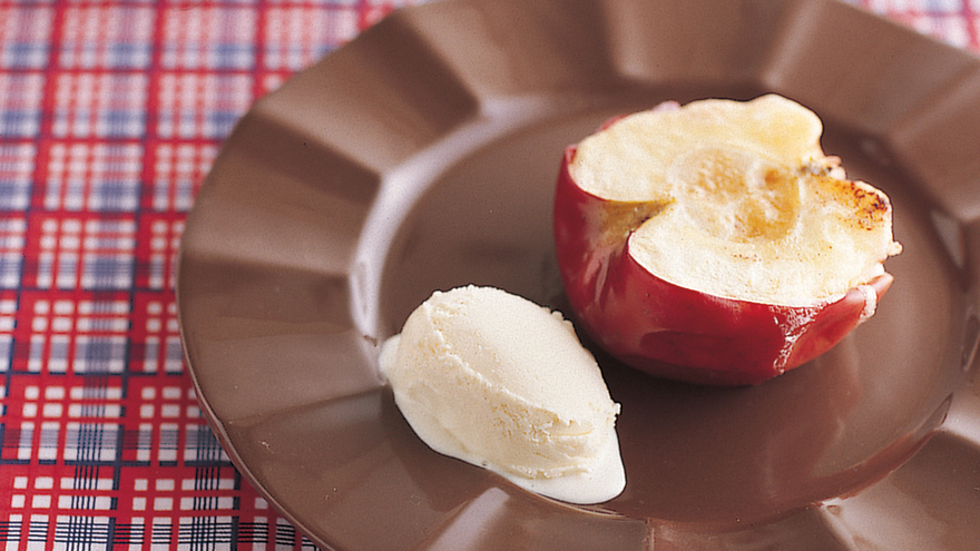 ちょっとした特別感♪オーブンでもフライパンでもとっても簡単、焼きりんごを作ろう♪キナリノ