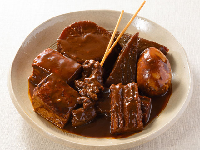 土鍋で大雑把に、ジャガイモ玉ねぎおでん