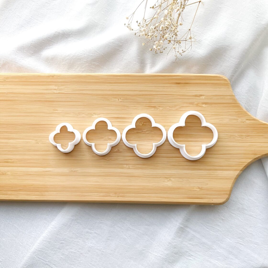 Amazonグードコベーキングツール ビスケット 和菓子形 葉 花 桜の花 クッキー 4セット チョコレート 鋳型 お菓子作りの型キャンデー型 抜き型 DIY手作り かわいい 多用途 飾る ツール デザイン おしゃれ アクセサリー プレゼント ギフトピンクグードコ