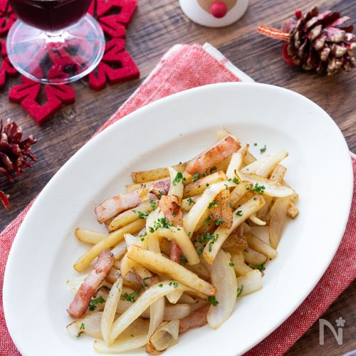 シェフ直伝 ジャーマンポテトのレシピ。じゃがいもはレンジより、水からゆでて焼くのが格段においしい！三越伊勢丹の食メディアFOODIE フーディー