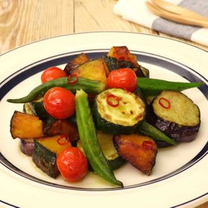 時間がない日の夕食に！野菜たっぷり豚シャキ鍋