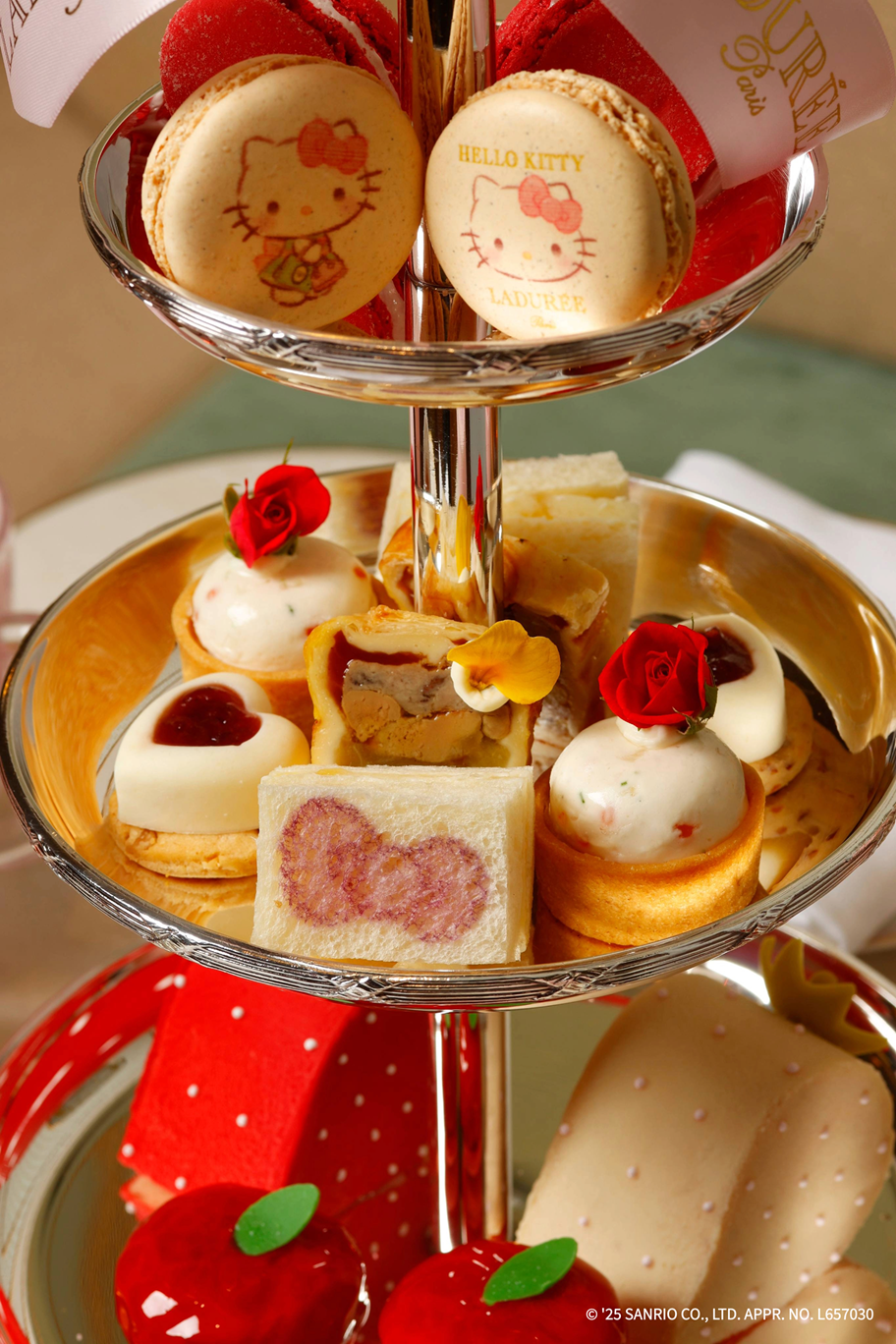 NEWSサンリオ展コラボレーションメニューTHE SUN & THE MOON Restaurant